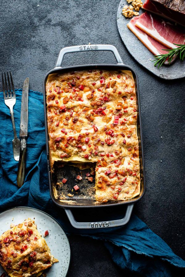 Lasagne con Speck Alto Adige IGP, zucca e crema di noci