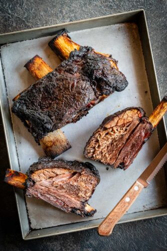 Beef ribs al barbecue