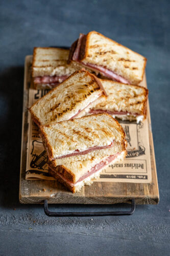 Finger sandwich di pan carrè briosciato